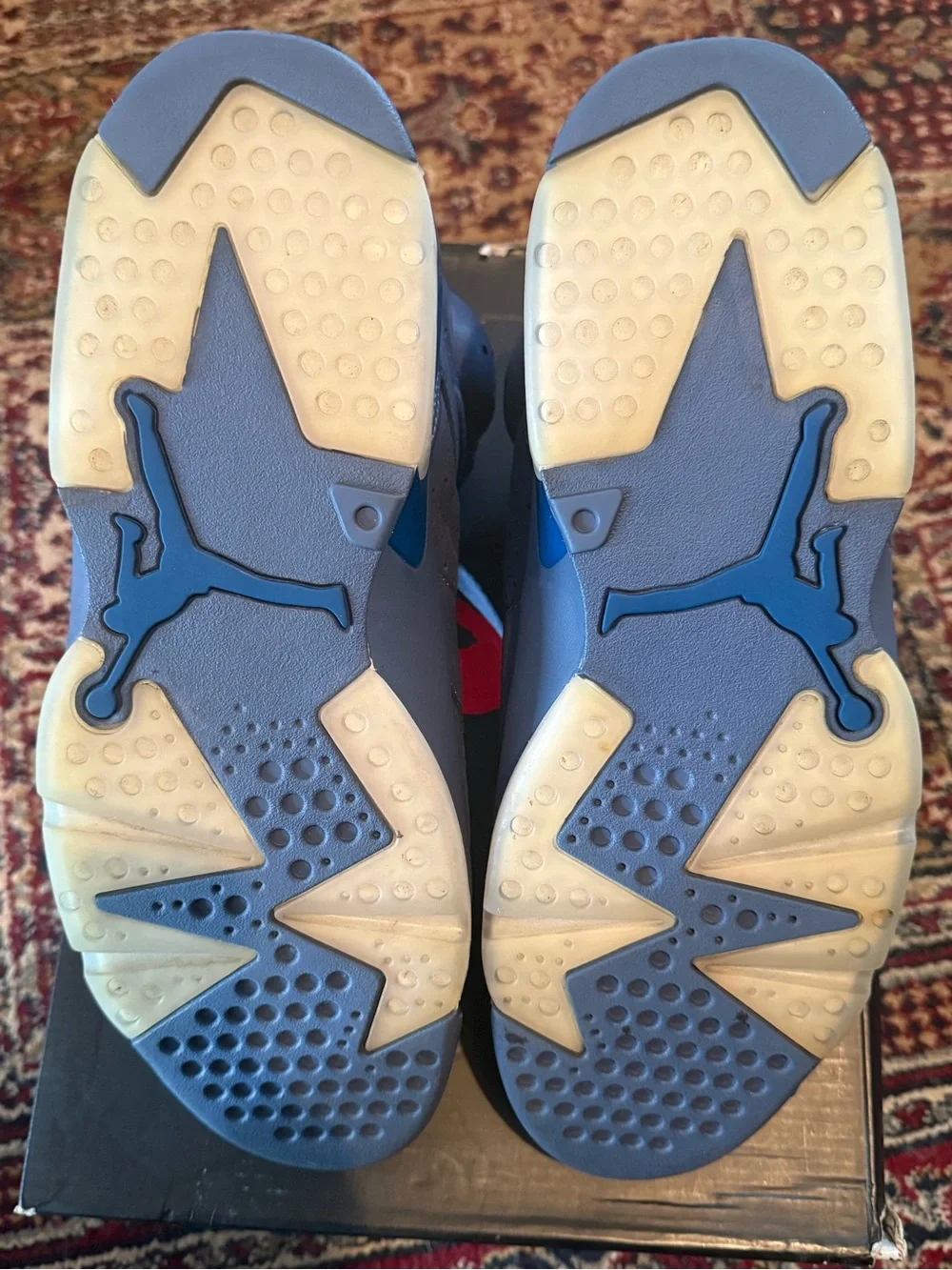 Jordan 6 Retro Diffused Blue - Suede Sneakers in Slate Blue with Cream Accents